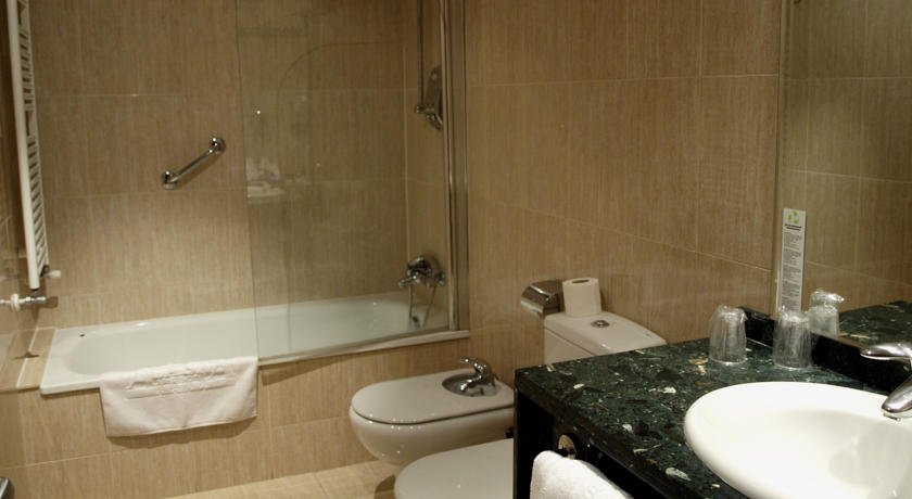 Aparthotel Alaska - Photo 17