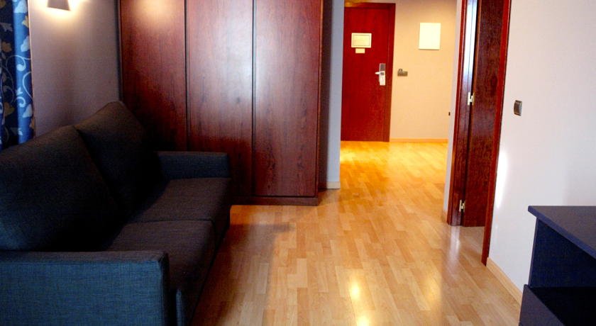 Aparthotel Alaska - Photo 32