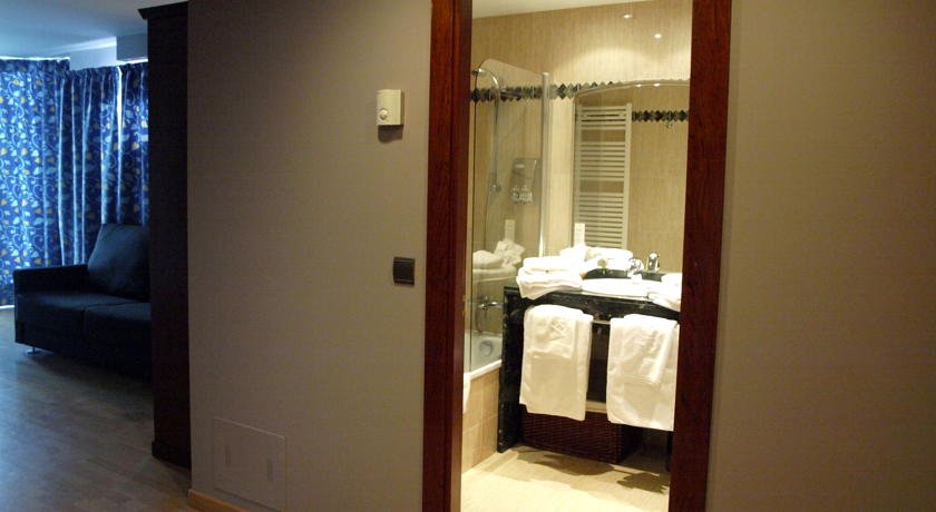 Aparthotel Alaska - Photo 36