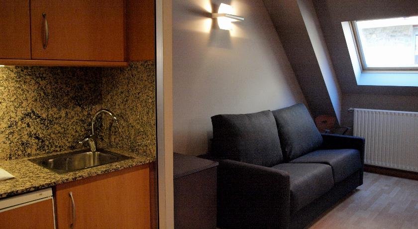 Aparthotel Alaska - Photo 43