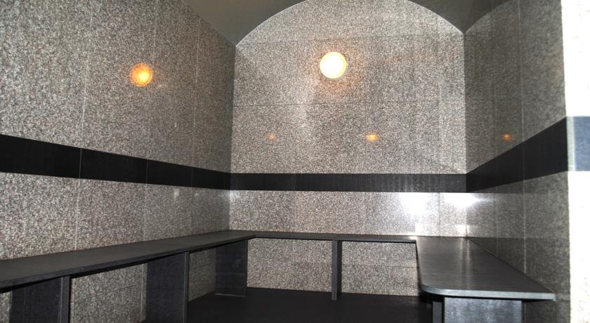 Aparthotel Alaska - Photo 9