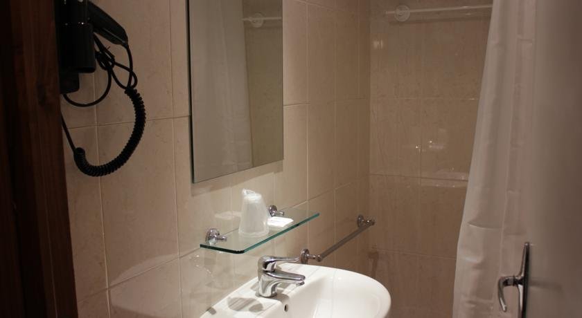 Somriu Hotel Refugi dels Isards - Photo 24