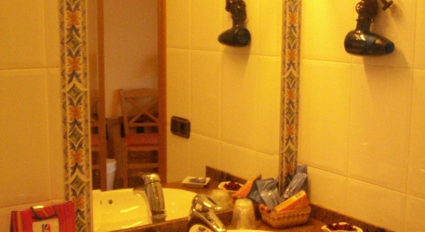 Hotel Meta - Photo 12