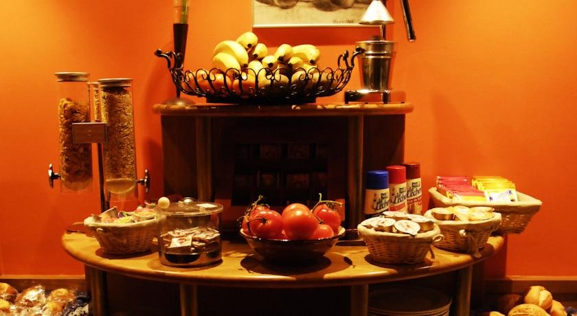 Petit Hotel - Photo 32