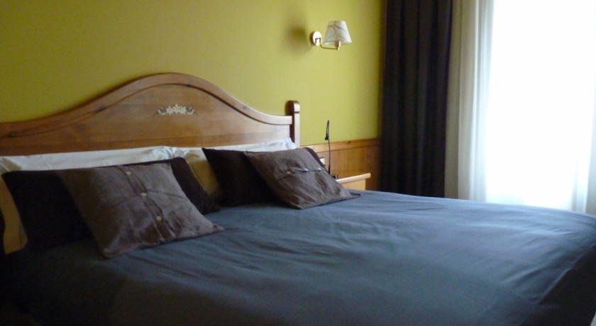 Petit Hotel - Photo 34