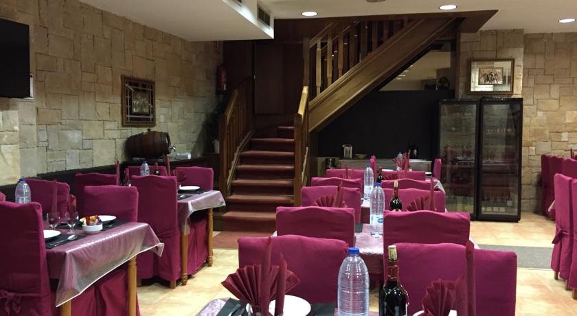 Hotel Camel·lot - Photo 10