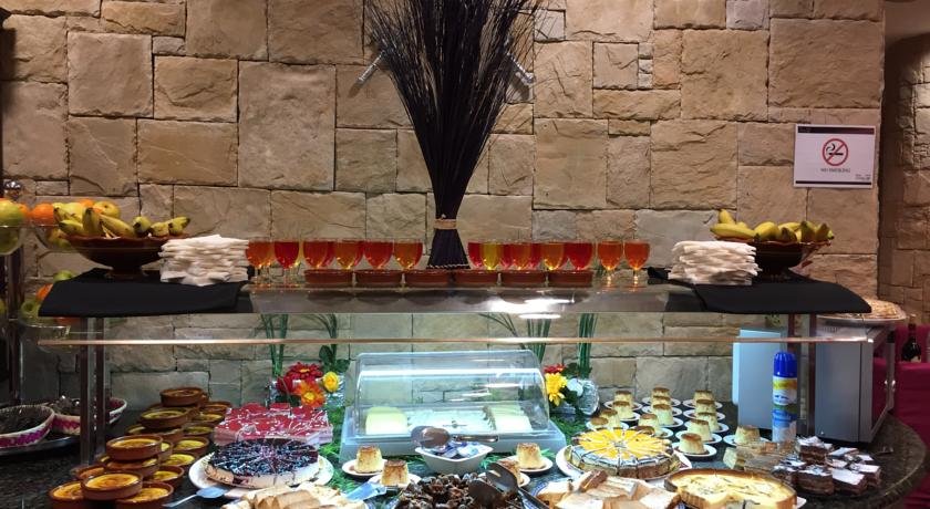 Hotel Camel·lot - Photo 16