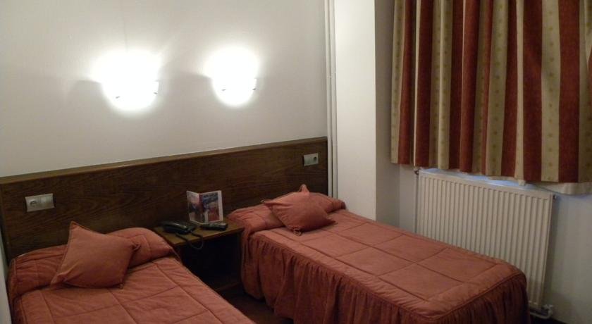 Hotel Camel·lot - Photo 23