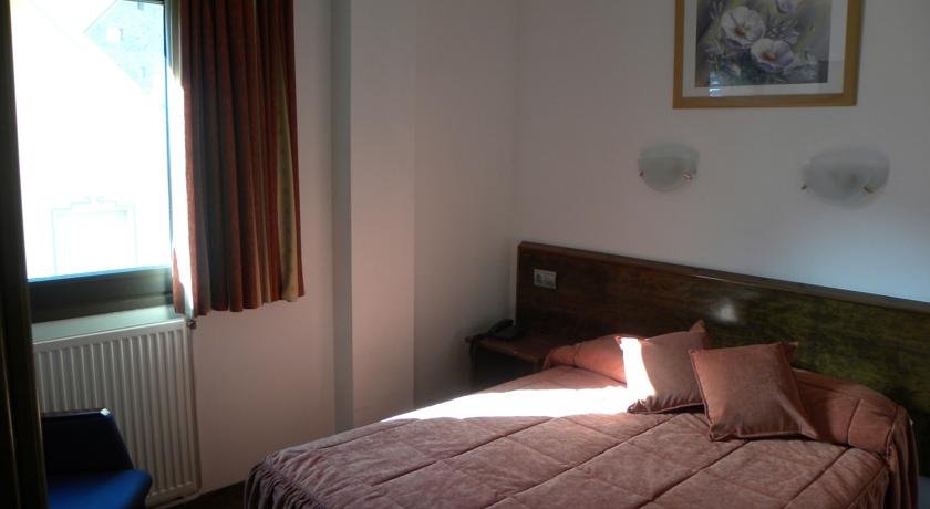 Hotel Camel·lot - Photo 24