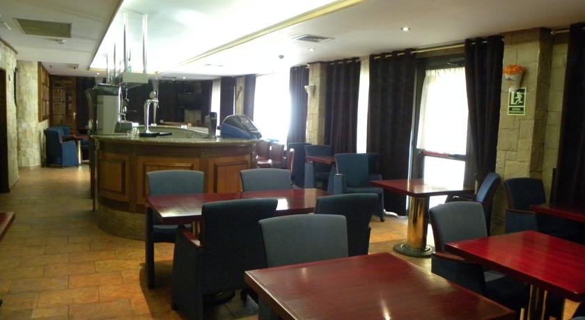 Hotel Camel·lot - Photo 8