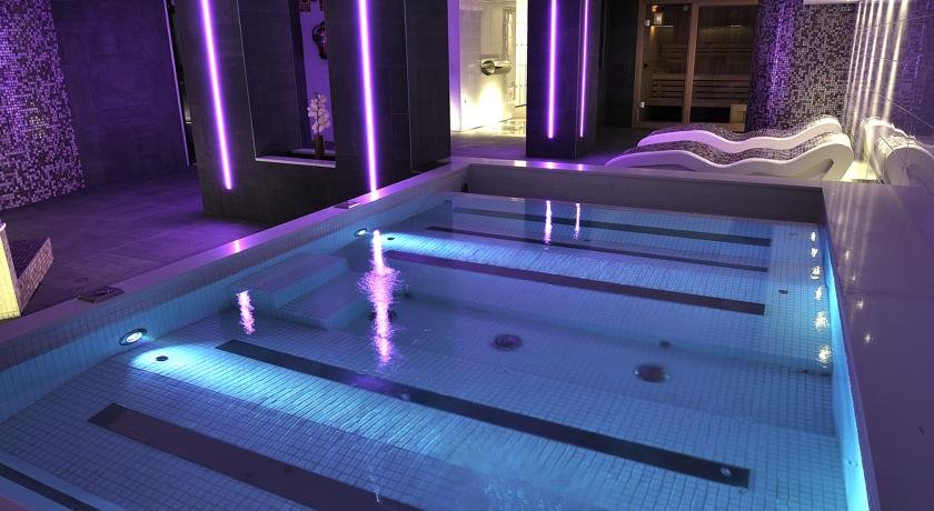 Hotel Kandahar - Photo 12