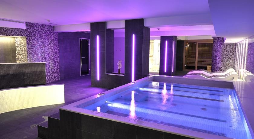 Hotel Kandahar - Photo 13