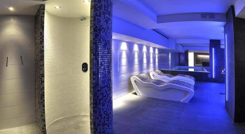 Hotel Kandahar - Photo 14