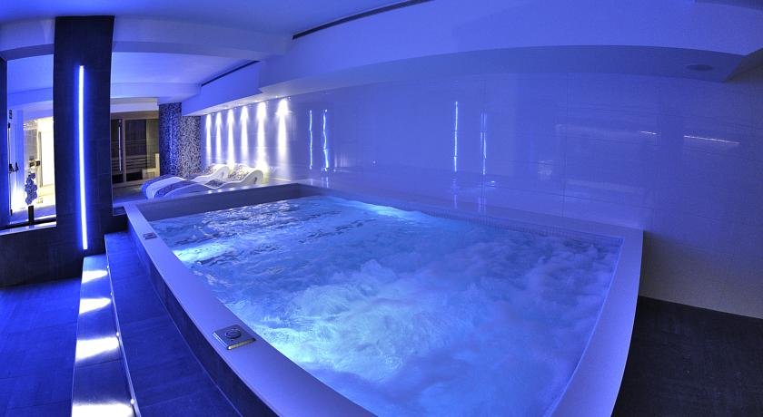 Hotel Kandahar - Photo 15