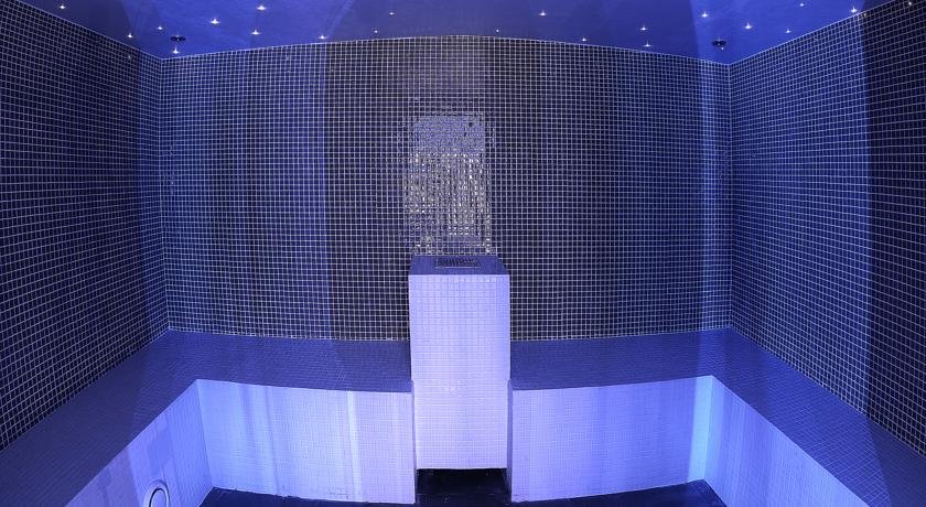 Hotel Kandahar - Photo 24