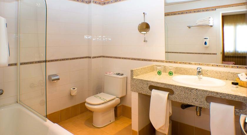 Hotel Kandahar - Photo 35