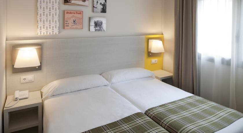 Hotel Cristina - Photo 15