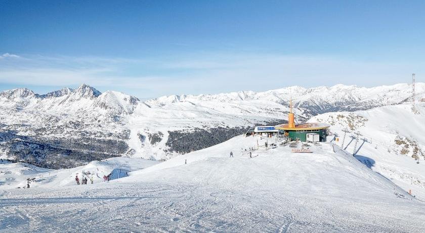 Hotel Cristina - Photo 27