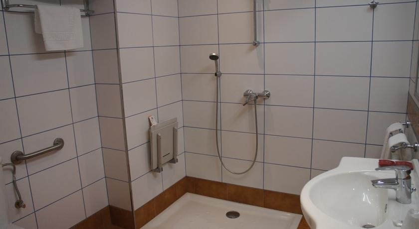 Hotel Catalunya - Photo 16