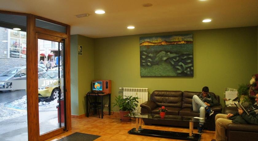 Hotel Catalunya - Photo 19