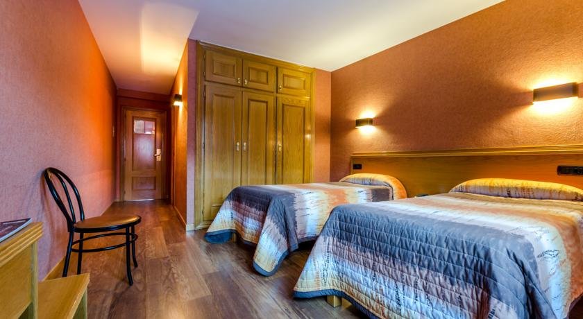 Hotel Cal Ruiz - Photo 9