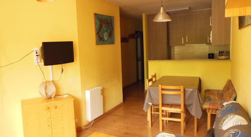 Apartamentos Canigou - Photo 2
