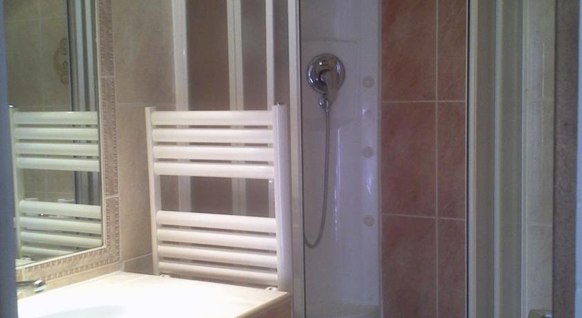 Hotel Panda - Photo 19