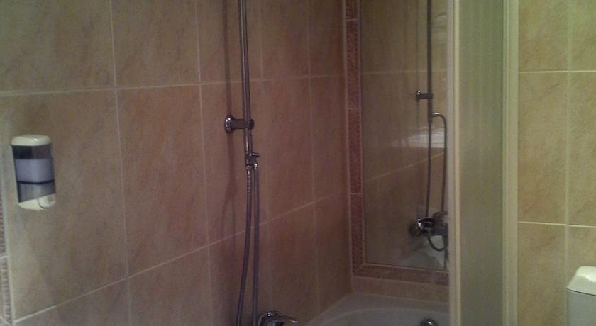 Hotel Panda - Photo 22