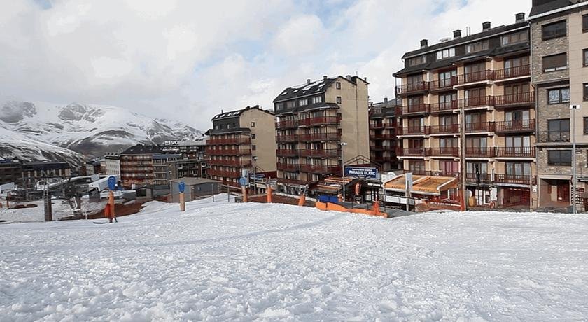 Apartamentos Sapporo