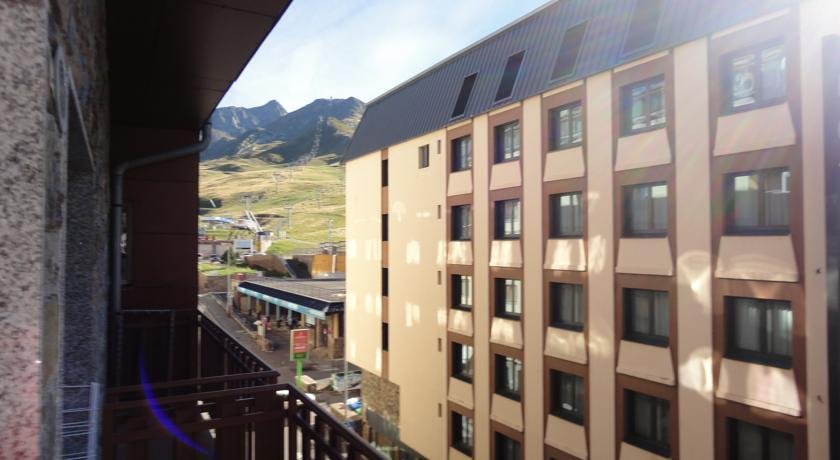 Immodelpas Griffon - Photo 6