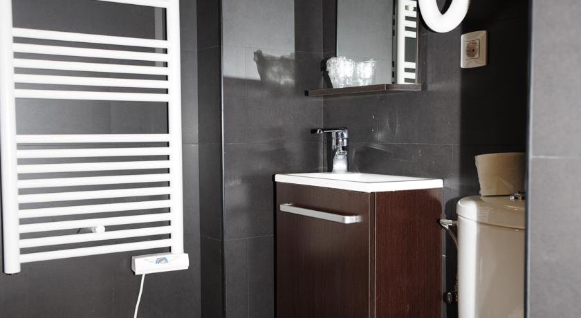 LCB Apartamentos Lake Placid - Photo 8