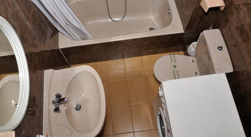 Maia Pedrous - Photo 17