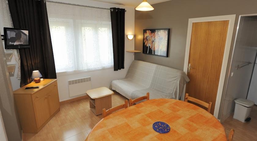 Meritxell Pedrous - Photo 3