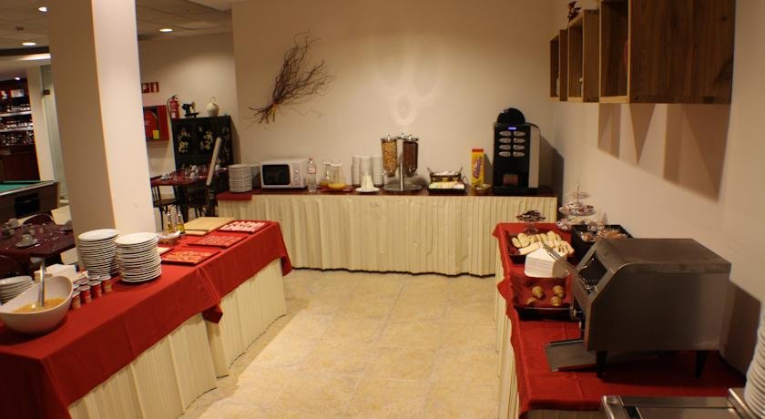 Hotel Cubil - Photo 8